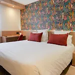 Hotel Comfort Saint Jacques 3*