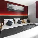 Comfort Saint Jacques Hotel