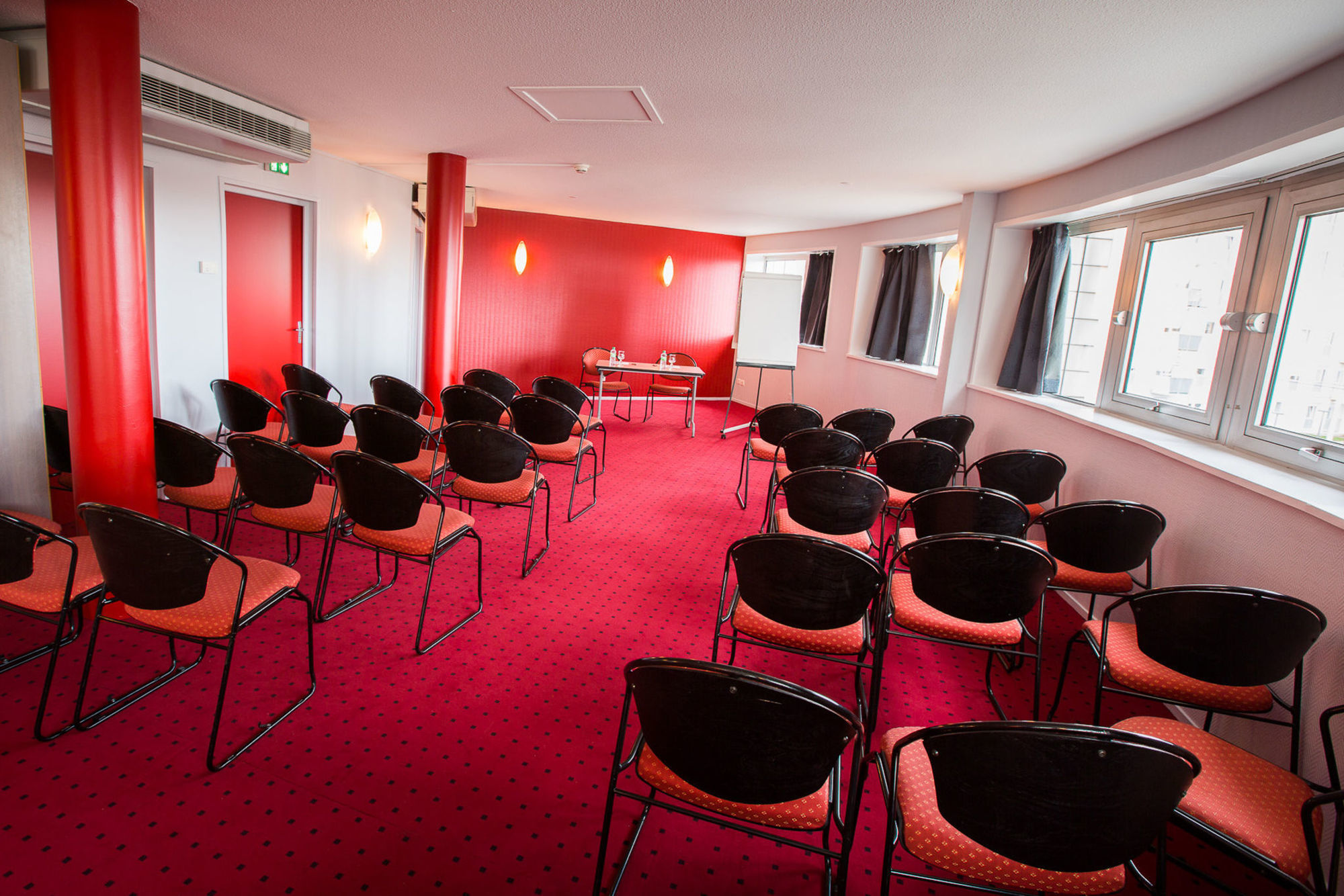 Comfort Saint Jacques Hotel